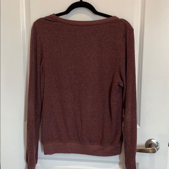 Amazing condition Wildfox cozy longsleeve/crew - Picture 4 of 4